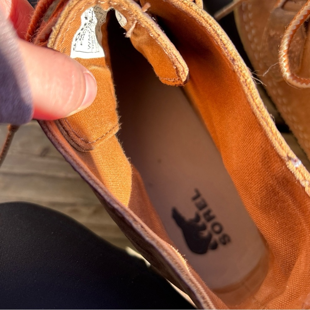 SOREL Women’s Out 'n About Duck Boots Navy/Tan Size 9 Waterproof Lace Up Low Top - Picture 7 of 8